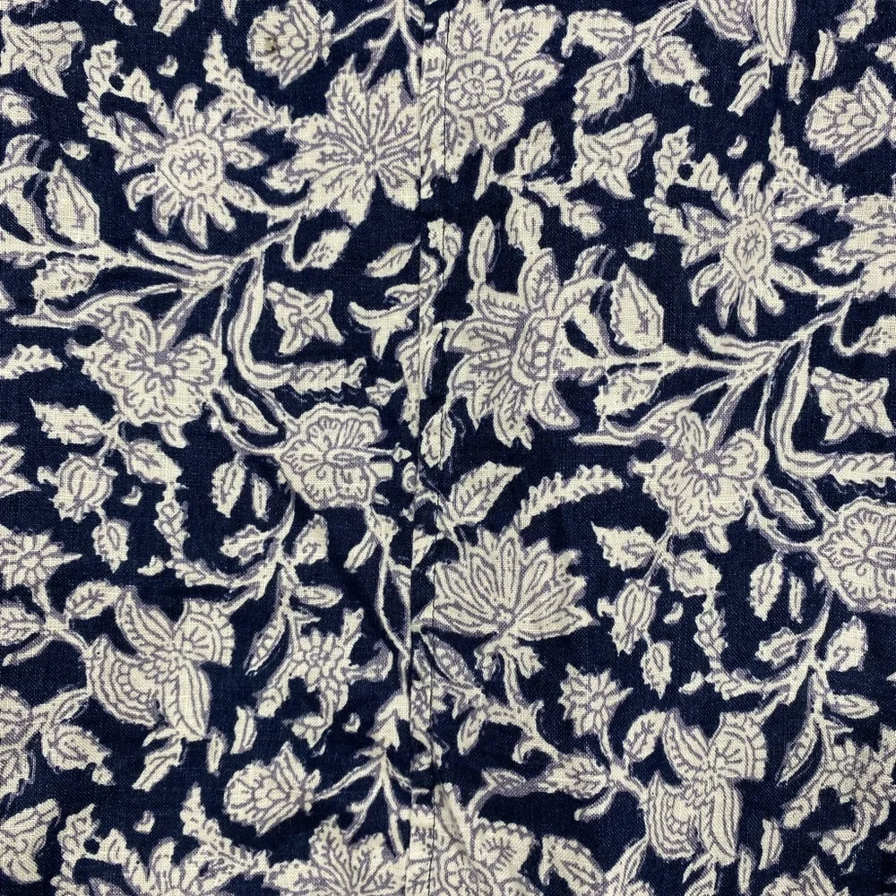 Pure Jill 100% Linen Floral Top size Large
Boxy Fit Lagenlook - Picture 5 of 8